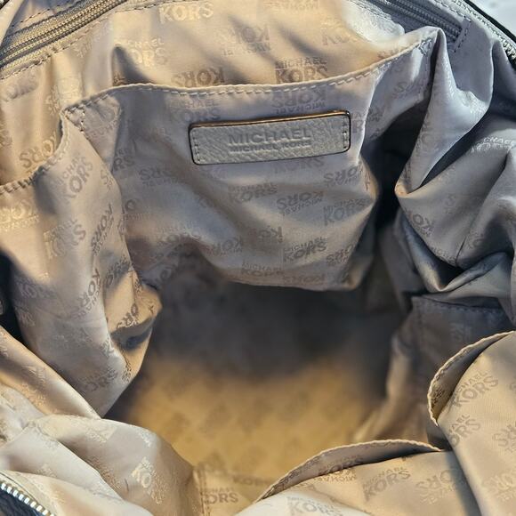 Michael Kors Bedford Belted Med Bowling Satchel Light Grey Pebbled Leather Bag - Picture 5 of 8